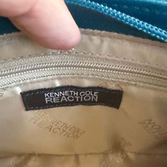 Reaction Kenneth Cole Teal Shoulder Bag - Picture 9 of 10